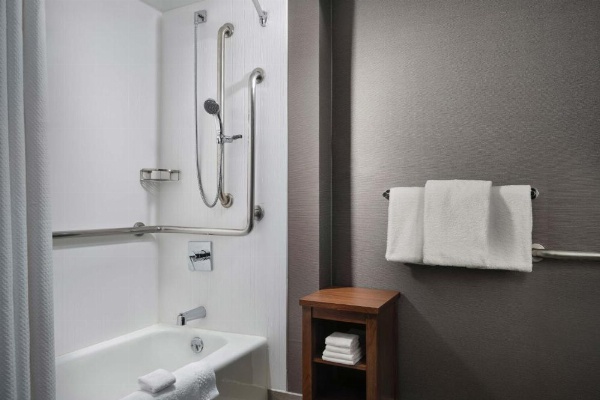 Courtyard by Marriott Los Angeles Century City/Beverly Hills image 13